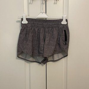 Lululemon Tracker Short 2.5"